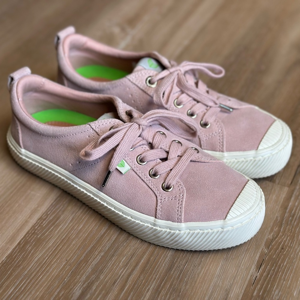 Cariuma Pink Suede Sneakers